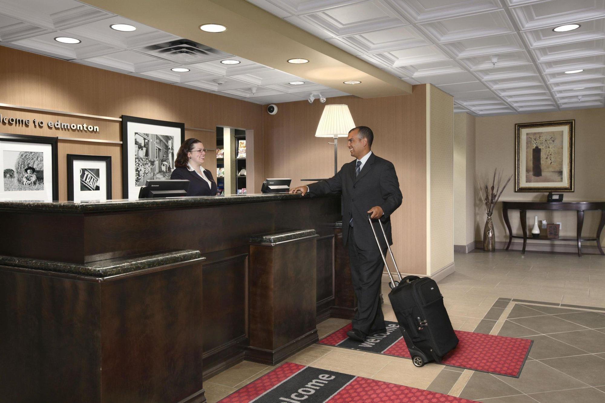 Hampton Inn & Suites Edmonton/West Eksteriør bilde